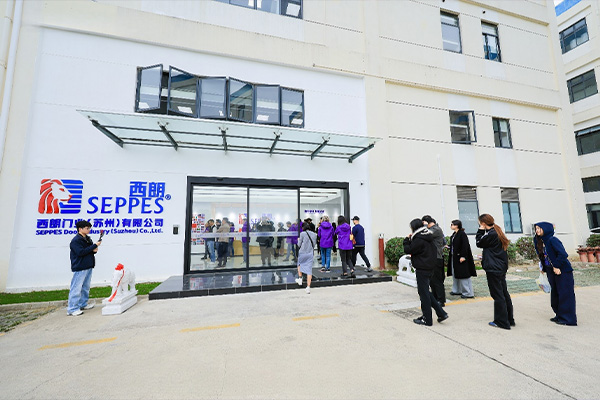 西朗门业 西朗门业