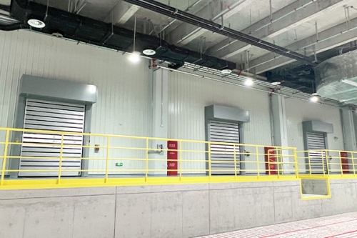 西朗快速提升门达到百级洁净等级， 满足半导体行业高洁净需求