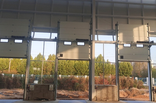 2026中国工业提升门品牌厂家推荐——苏州西朗门业