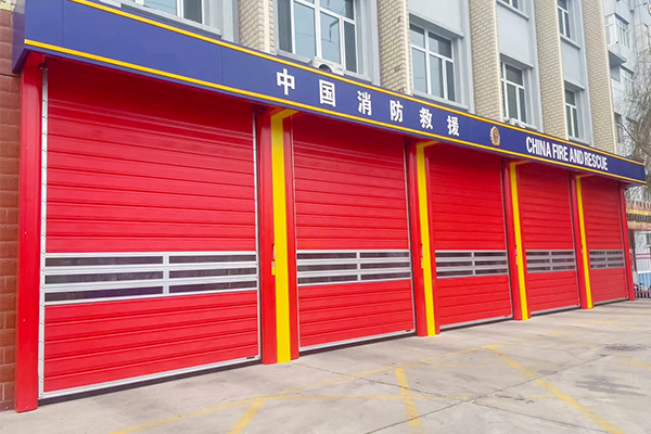 保温提升门