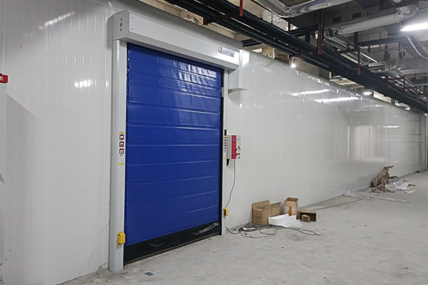 生鲜拉链保温快速门