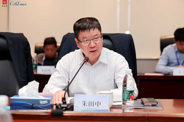 西朗门业董事长杨元嘉出席江苏省苏商座谈会