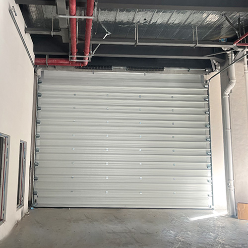 大背筋抗风提升门