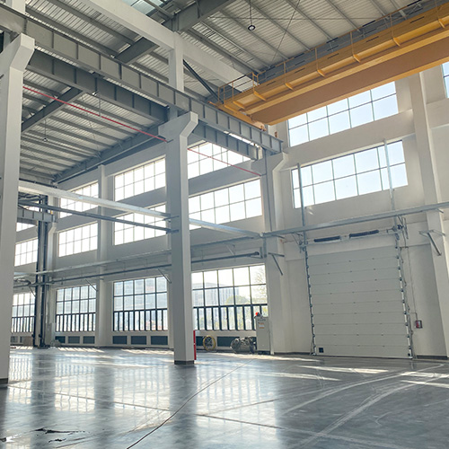 工业滑升门图片