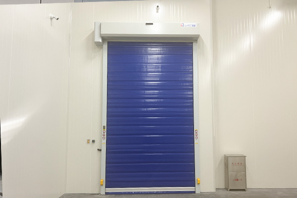 保温快速门图片