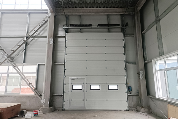 出货口提升门