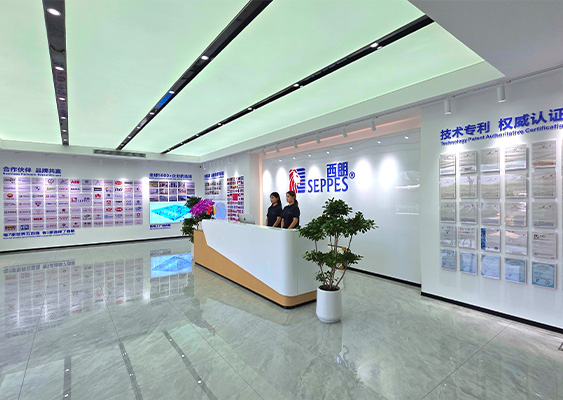 西朗门业企业前厅